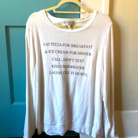 WILDFOX long sleeve / sweatshirt size L - Picture 3 of 3